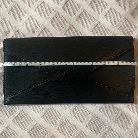 Black Banana Republic Envelope Purse - Picture 10 of 12